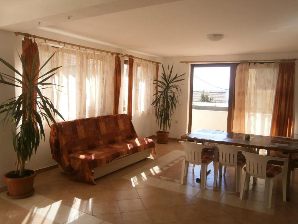 Apartments With A Parking Space Igrane, Makarska - 13535 Eksteriør billede